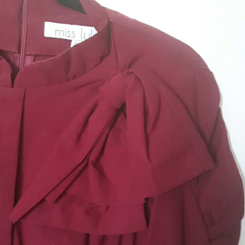 1940's style burgundy wiggle dress - Picture 3 of 6